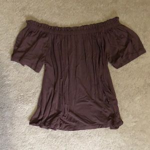 Wilfred off the shoulder top (PLUM)